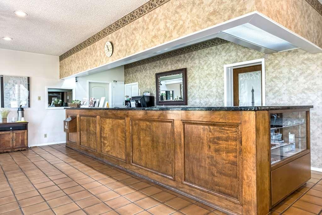 Americas Best Value Inn Париж Интериор снимка
