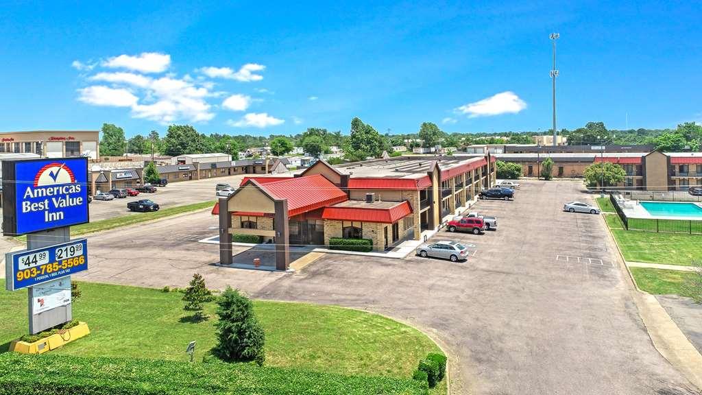 Americas Best Value Inn Париж Екстериор снимка