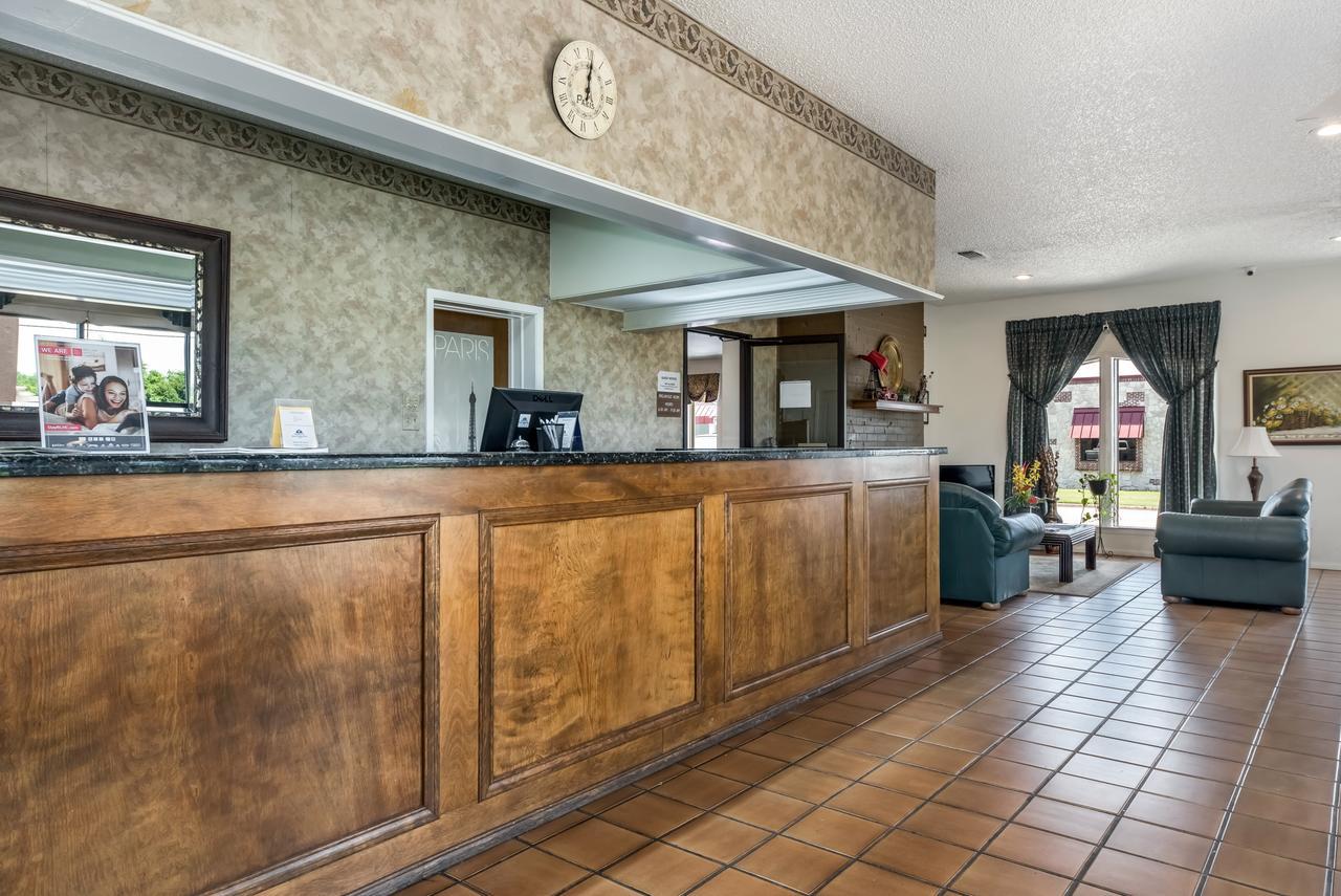 Americas Best Value Inn Париж Екстериор снимка