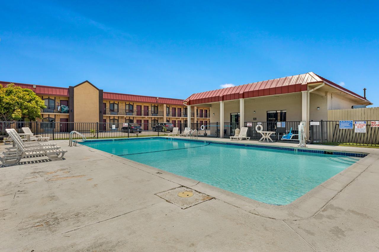 Americas Best Value Inn Париж Екстериор снимка