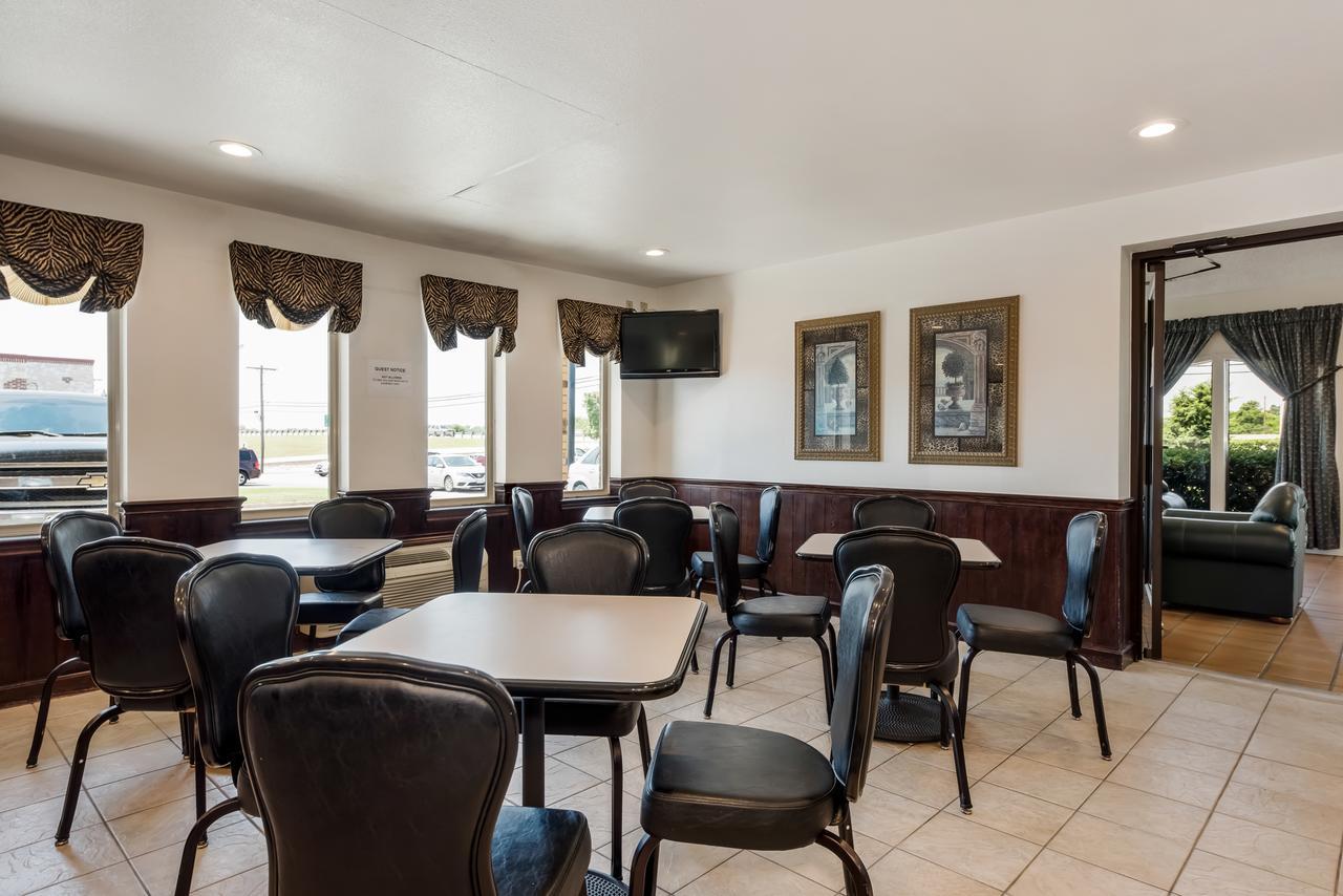 Americas Best Value Inn Париж Екстериор снимка