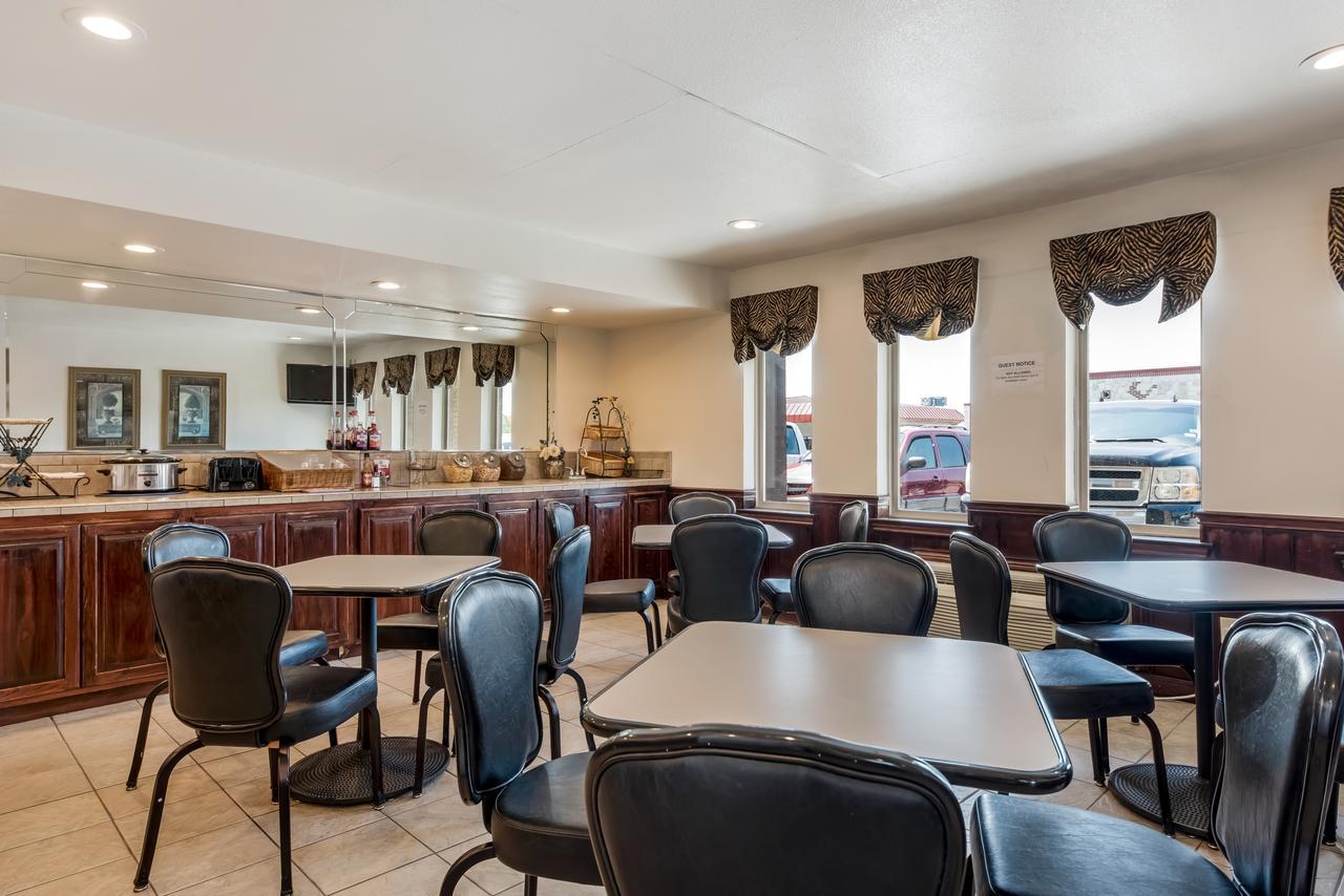 Americas Best Value Inn Париж Екстериор снимка