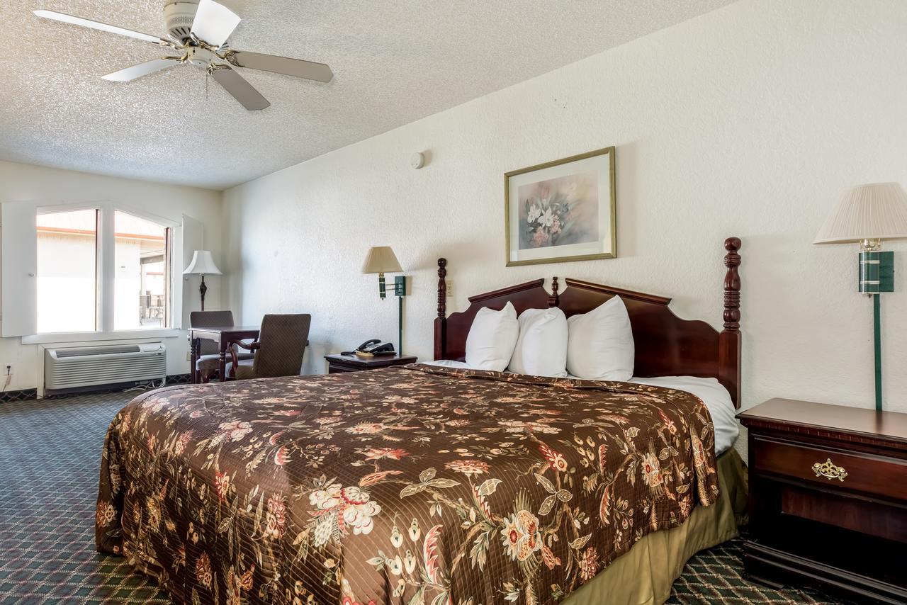 Americas Best Value Inn Париж Екстериор снимка
